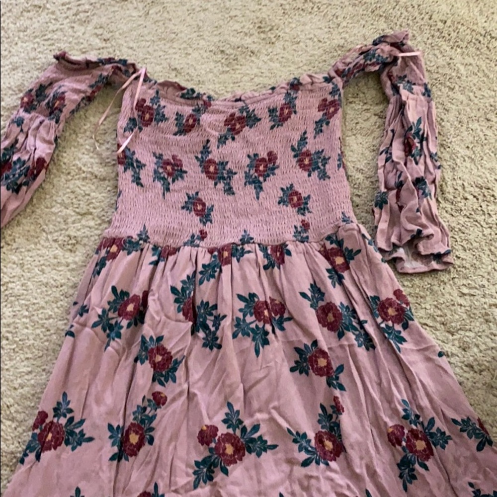 Women’s dress